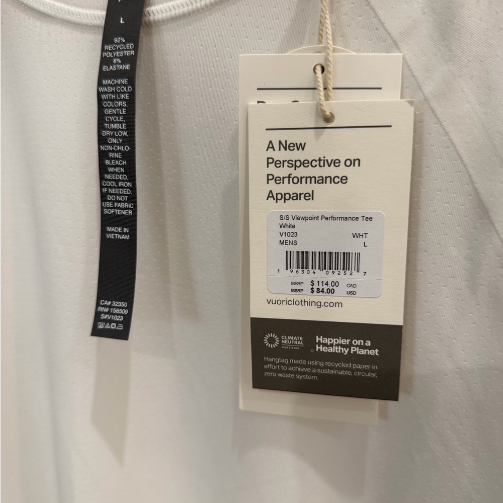 Vuori Men’s Viewpoint Performance Tee - Picture 2 of 2